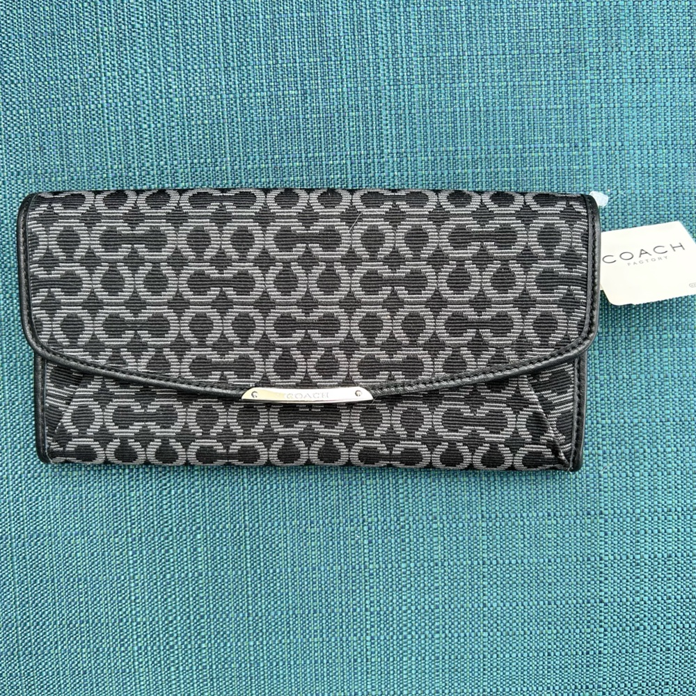 Coach Madison Op Art Black Envelope Signature Slim Envelope Wallet -NWT